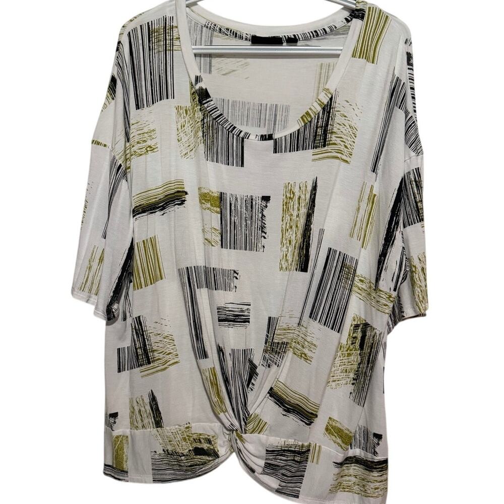 Onique Casual Women's White Green Black Abstract Geometric Twisted‎ Front 2X